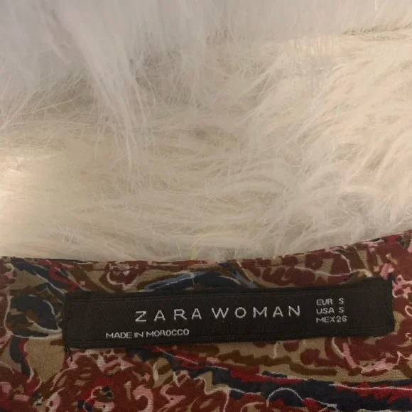 Zara woman deep V neck, flowy style dress size “S” - Picture 6 of 7